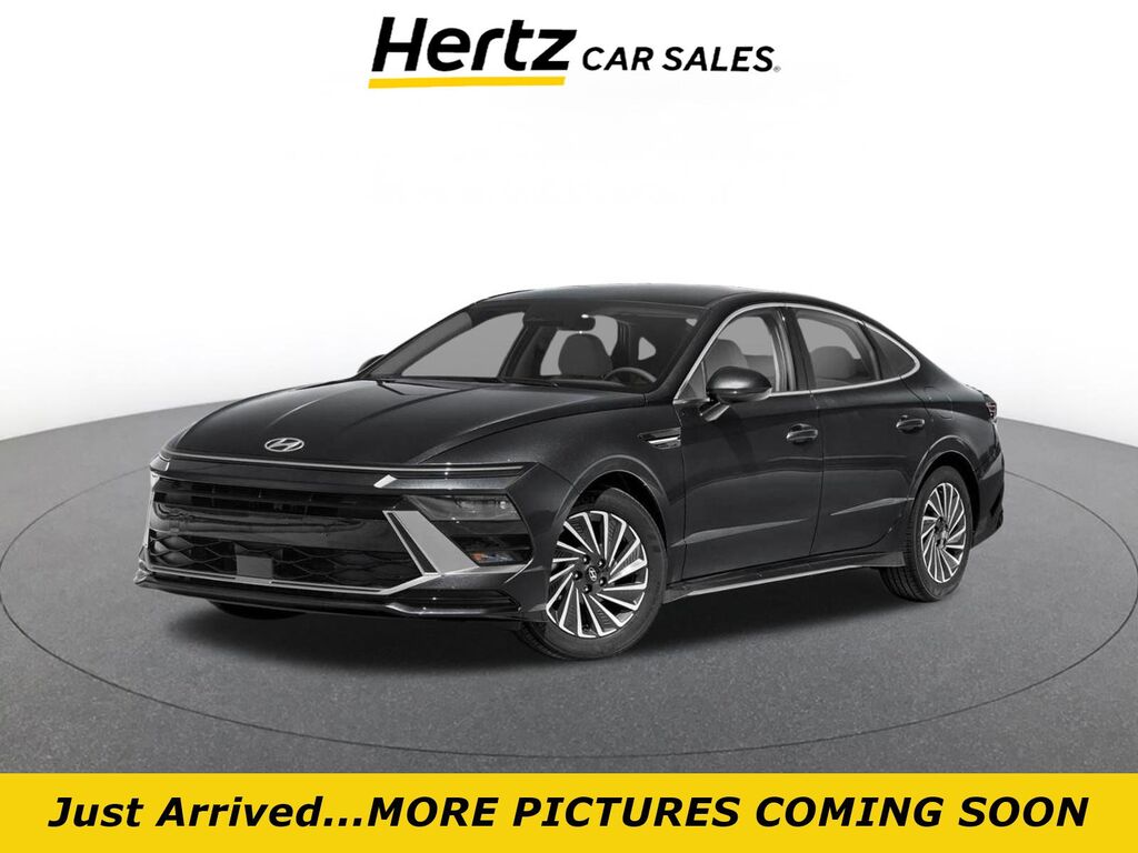 2025 Hyundai Sonata Hybrid SEL — photo 1 of 3