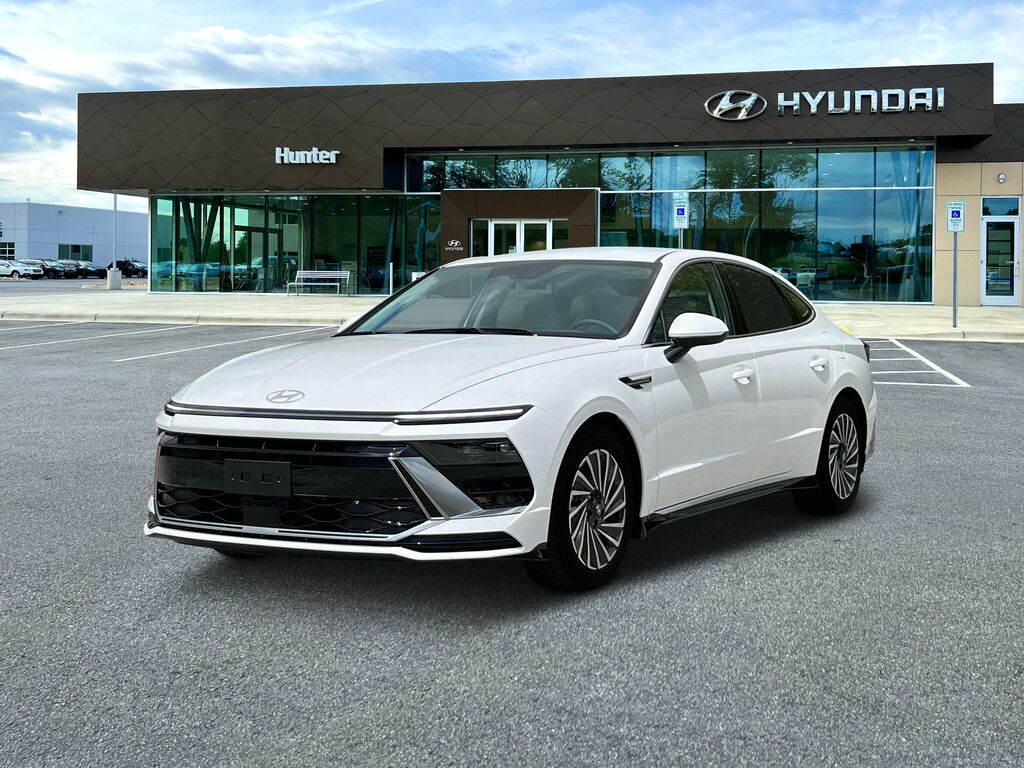 2024 Hyundai SONATA Hybrid SEL — photo 1 of 12