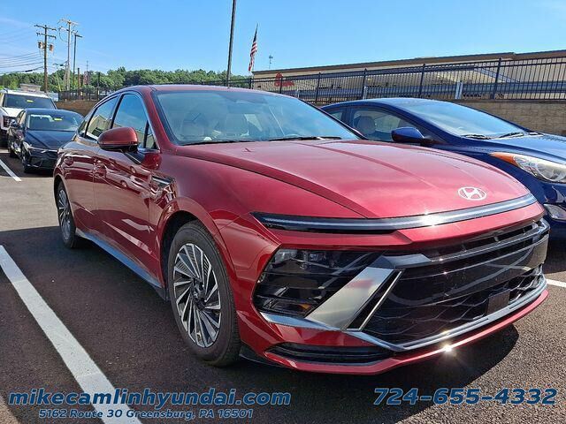 2025 Hyundai SONATA Hybrid SEL