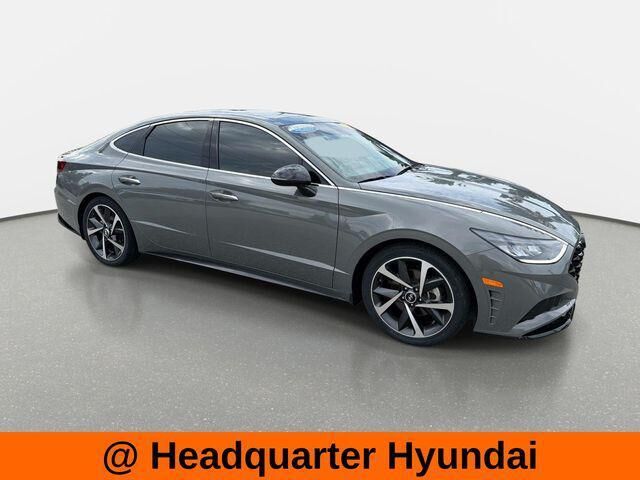 2022 Hyundai SONATA SEL Plus — photo 1 of 31
