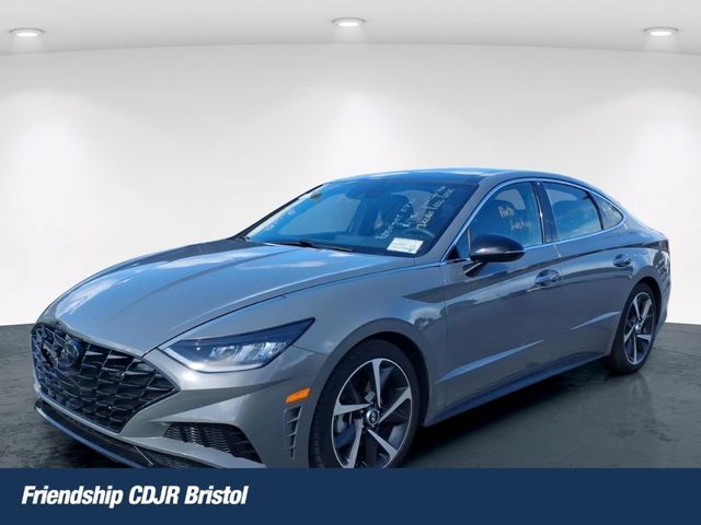 2022 Hyundai Sonata SEL Plus — photo 1 of 1