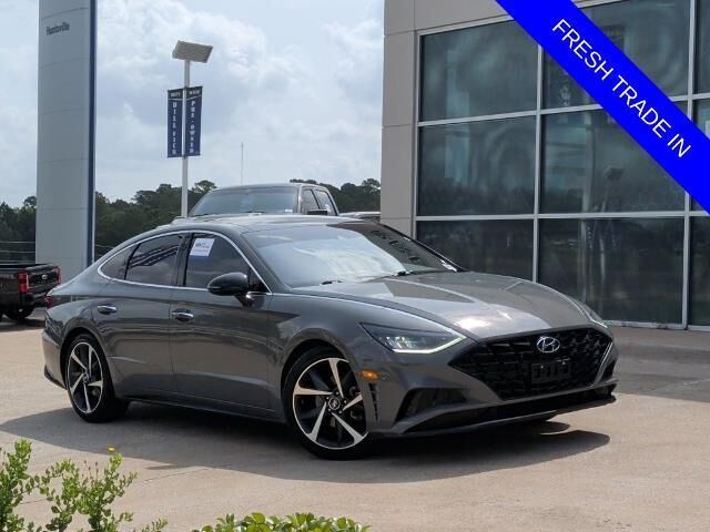 2022 Hyundai SONATA SEL Plus — photo 1 of 13