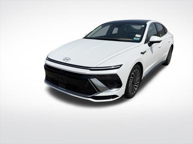 2025 Hyundai SONATA Hybrid Limited — photo 1 of 13