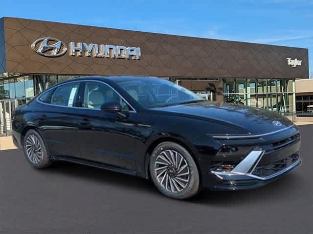 2024 Hyundai SONATA Hybrid Limited
