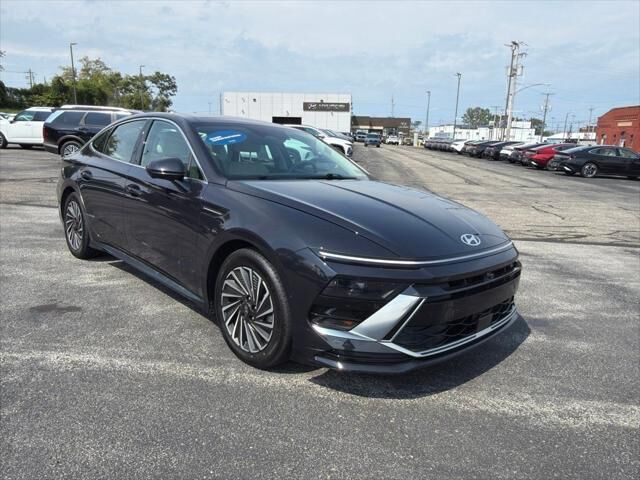 2024 Hyundai SONATA Hybrid Limited