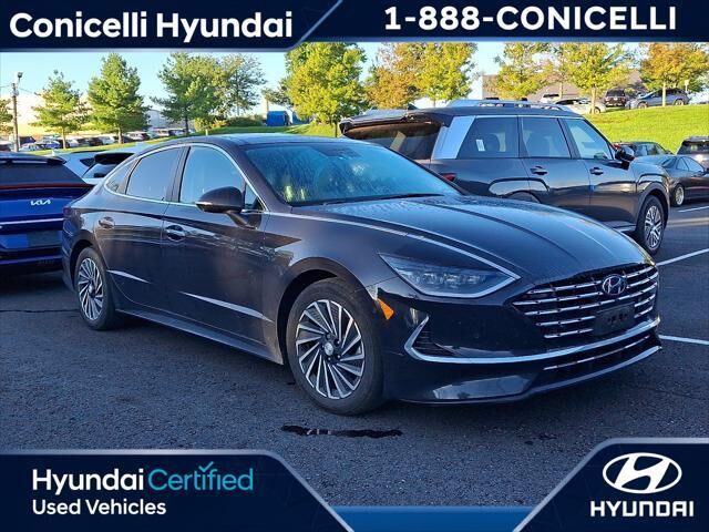 2023 Hyundai SONATA Hybrid Limited