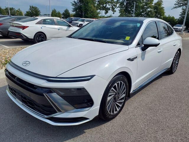 2025 Hyundai SONATA Hybrid Limited