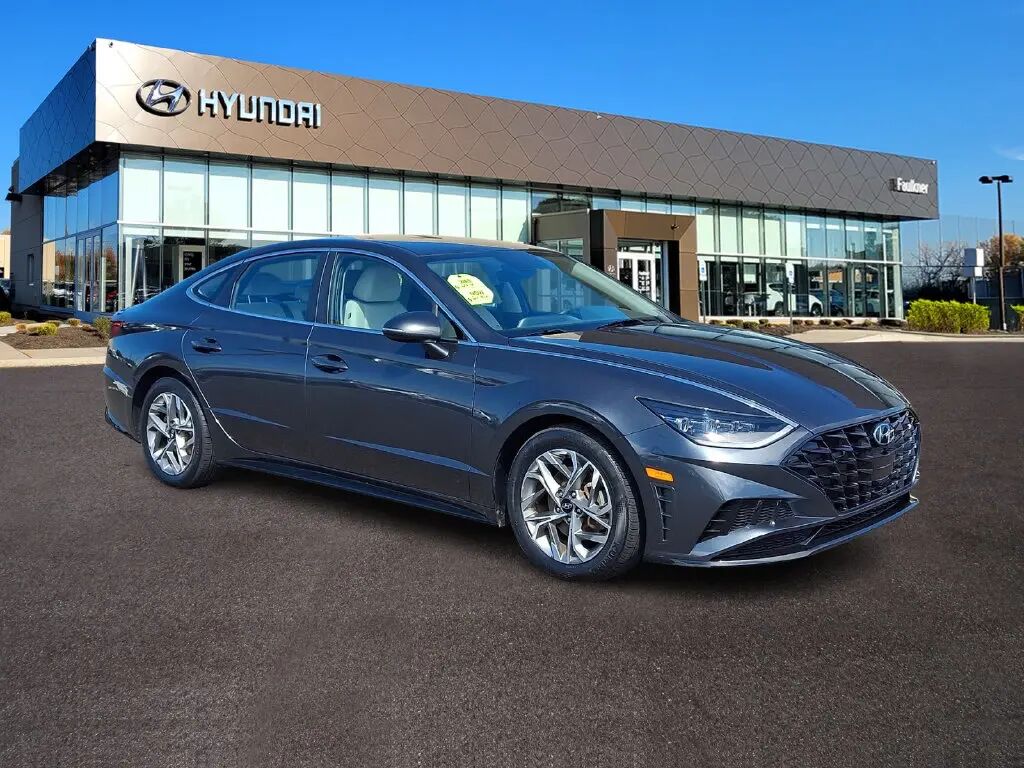 2023 Hyundai SONATA SEL — photo 1 of 13