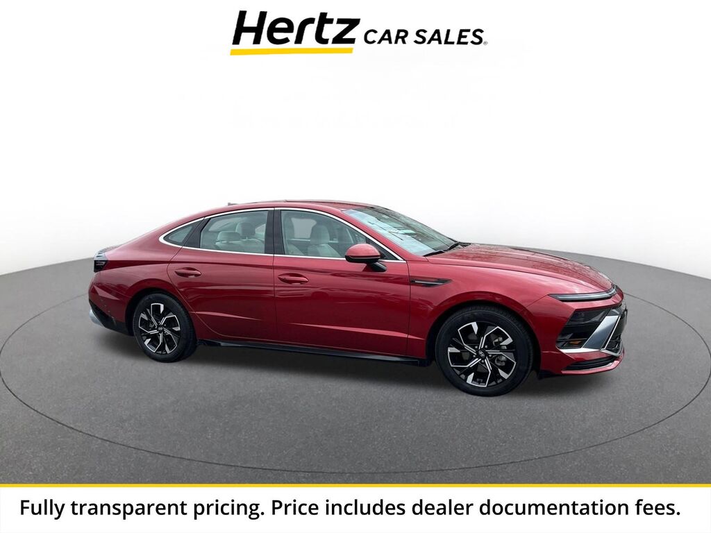 2025 Hyundai Sonata SEL — photo 1 of 13