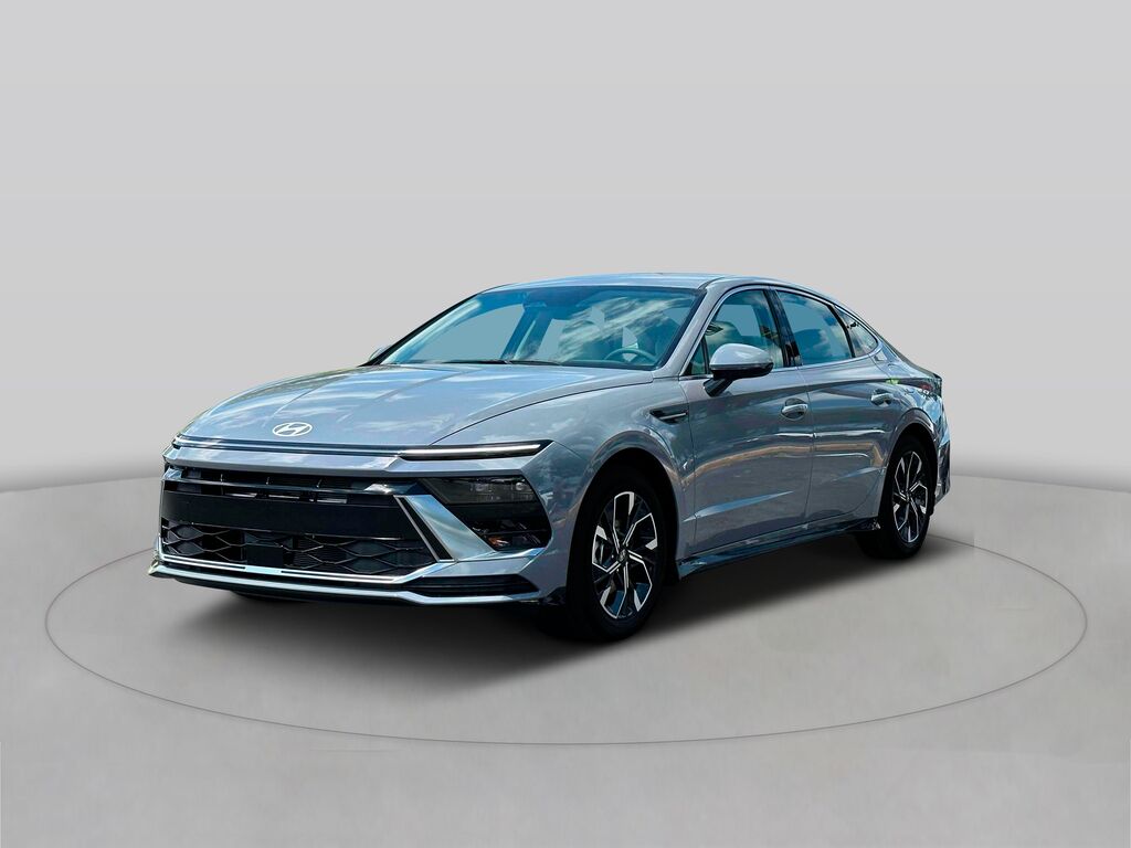 2025 Hyundai SONATA SEL — photo 1 of 13
