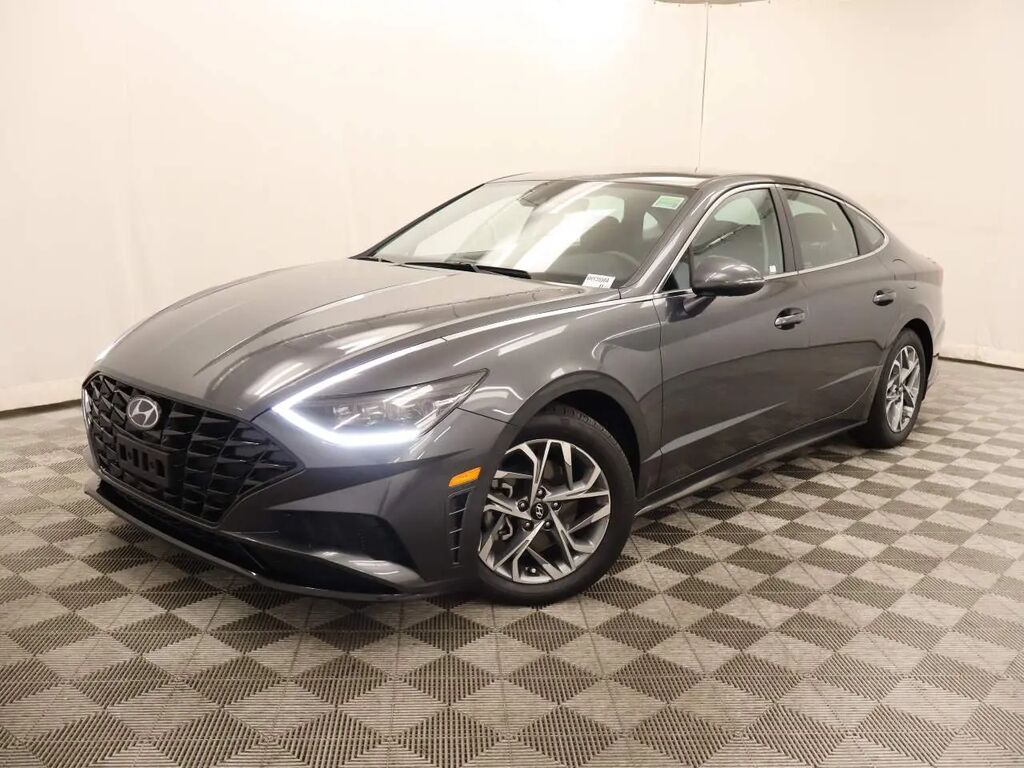 2023 Hyundai SONATA SEL — photo 1 of 13