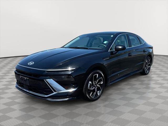 2025 Hyundai SONATA SEL — photo 1 of 24