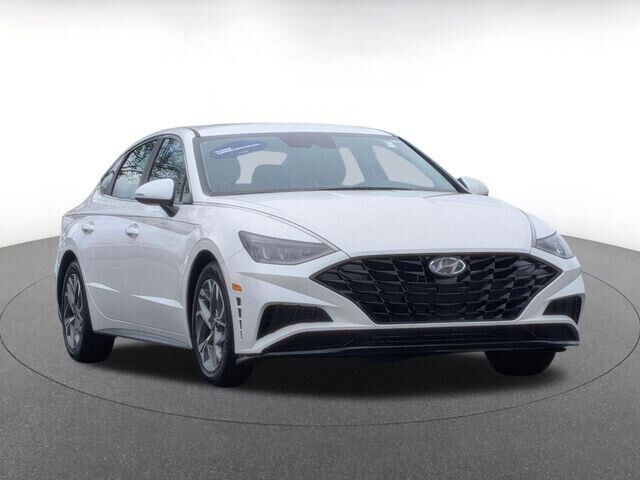 2022 Hyundai SONATA SEL