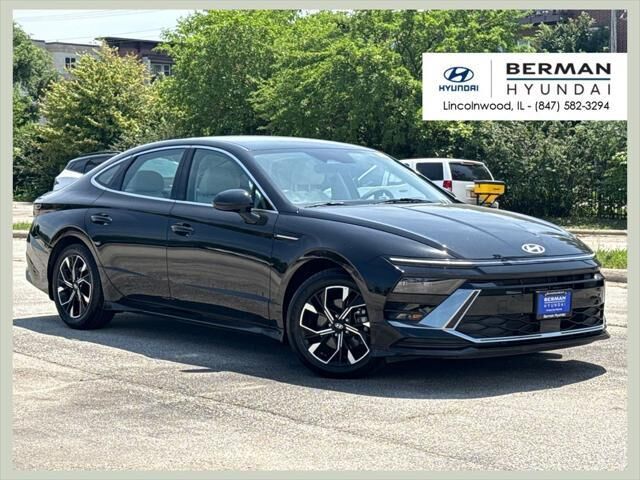 2025 Hyundai SONATA SEL — photo 1 of 13