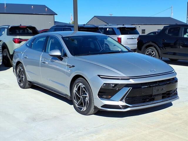 2026 Hyundai SONATA SEL Sport — photo 1 of 13