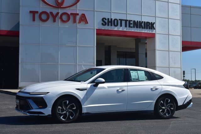2024 Hyundai Sonata SEL — photo 1 of 13