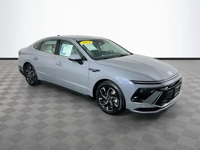 2024 Hyundai SONATA SEL — photo 1 of 6