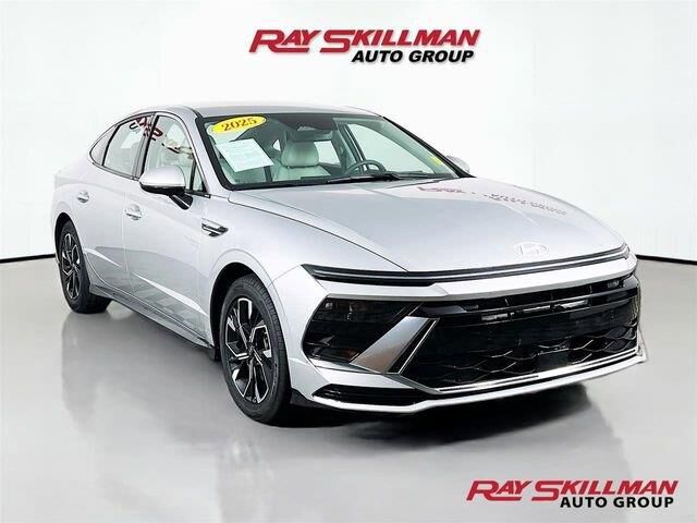 2025 Hyundai SONATA SEL — photo 1 of 13