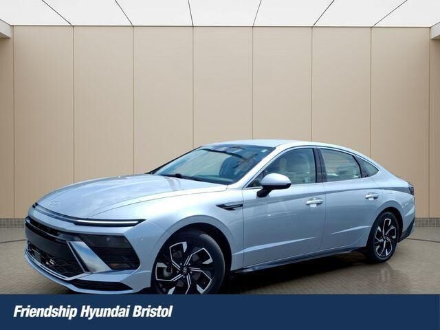 2024 Hyundai SONATA SEL — photo 1 of 19