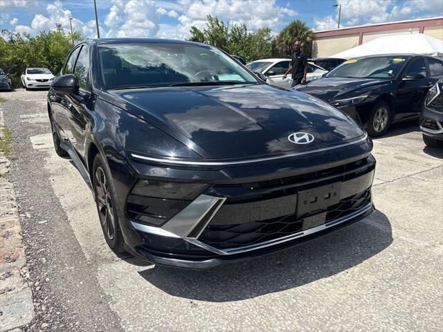2024 Hyundai SONATA SEL — photo 1 of 25