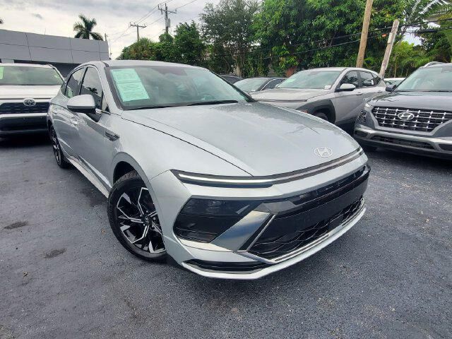 2024 Hyundai SONATA SEL — photo 1 of 13