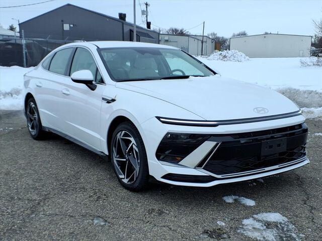 2026 Hyundai SONATA SEL Sport — photo 1 of 13