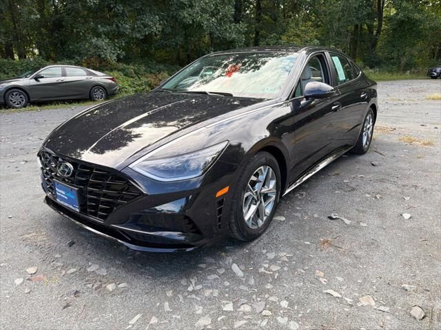 2023 Hyundai SONATA SEL — photo 1 of 13