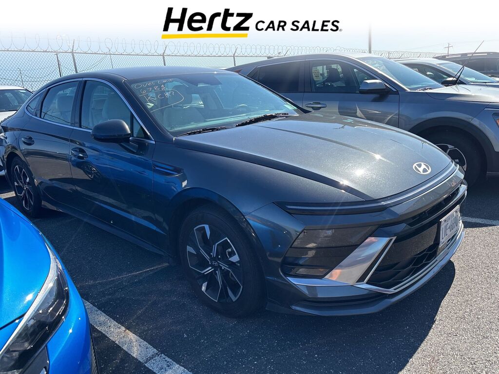 2025 Hyundai Sonata SEL — photo 1 of 14