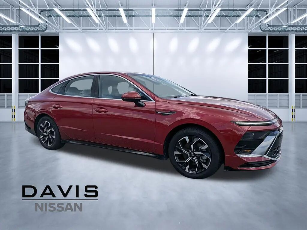 2024 Hyundai SONATA SEL — photo 1 of 25