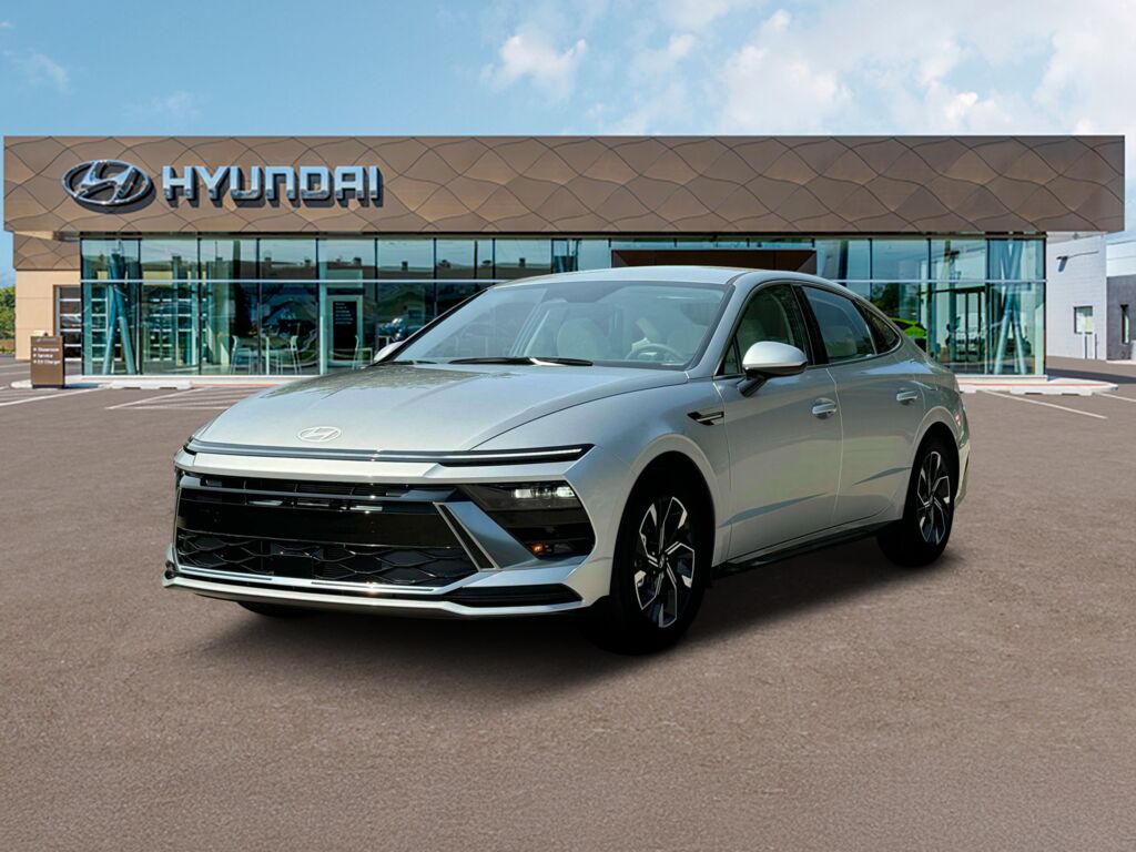 2025 Hyundai SONATA SEL — photo 1 of 12