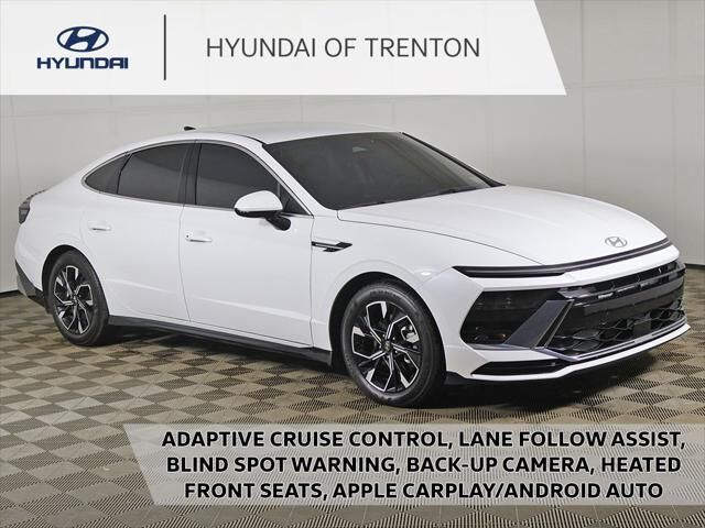 2025 Hyundai SONATA SEL — photo 1 of 13