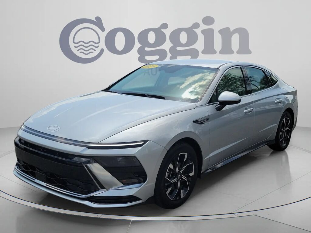 2024 Hyundai SONATA SEL — photo 1 of 13