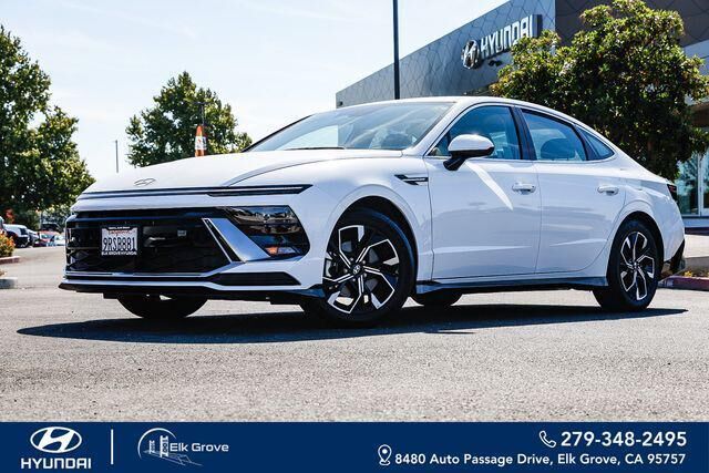 2025 Hyundai SONATA SEL — photo 1 of 13