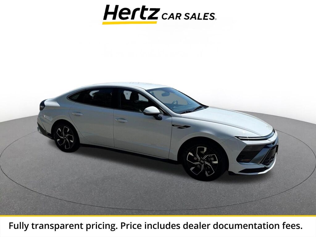 2025 Hyundai Sonata SEL — photo 1 of 13
