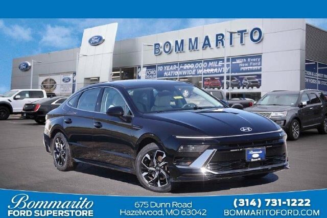 2025 Hyundai SONATA SEL — photo 1 of 13