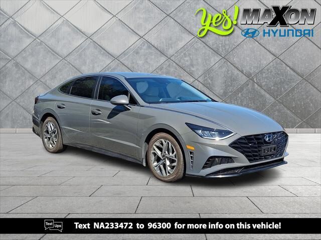 2022 Hyundai SONATA SEL