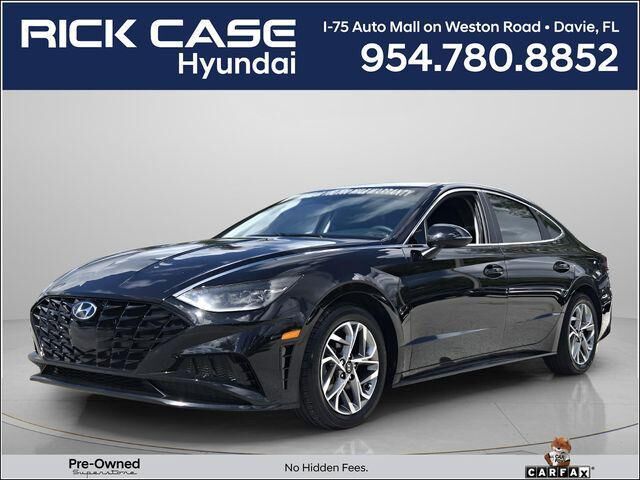 2023 Hyundai SONATA SEL — photo 1 of 2