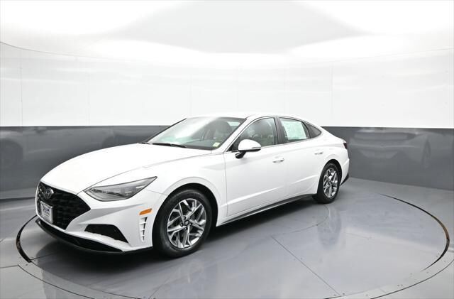 2023 Hyundai SONATA SEL — photo 1 of 12