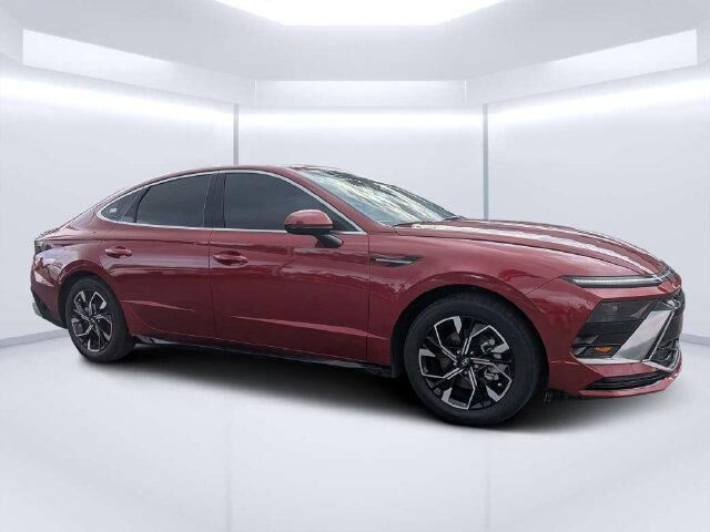 2024 Hyundai SONATA SEL — photo 1 of 13