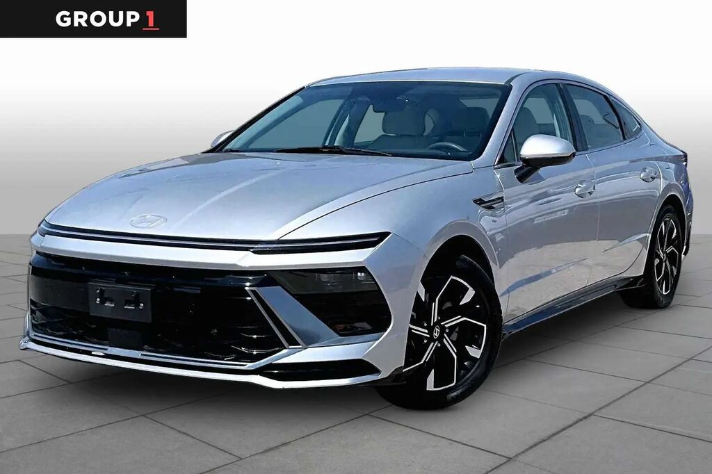 2025 Hyundai SONATA SEL — photo 1 of 23