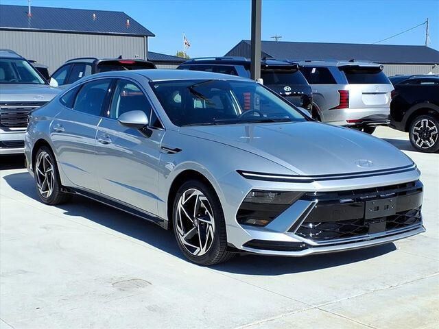 2026 Hyundai SONATA SEL Sport — photo 1 of 13