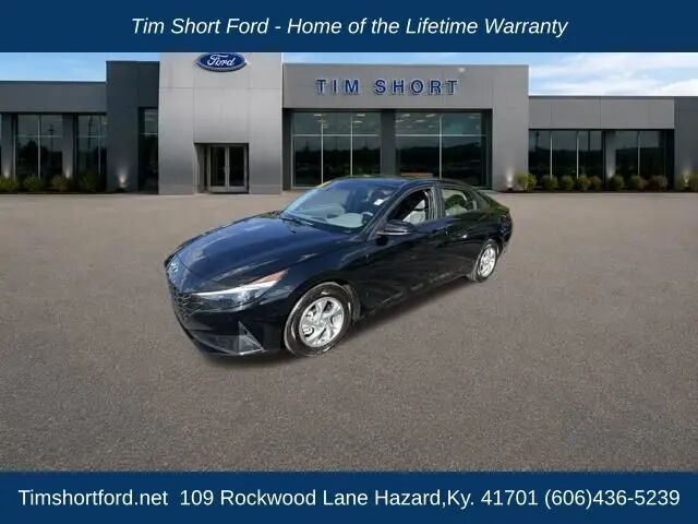 2023 Hyundai ELANTRA SE