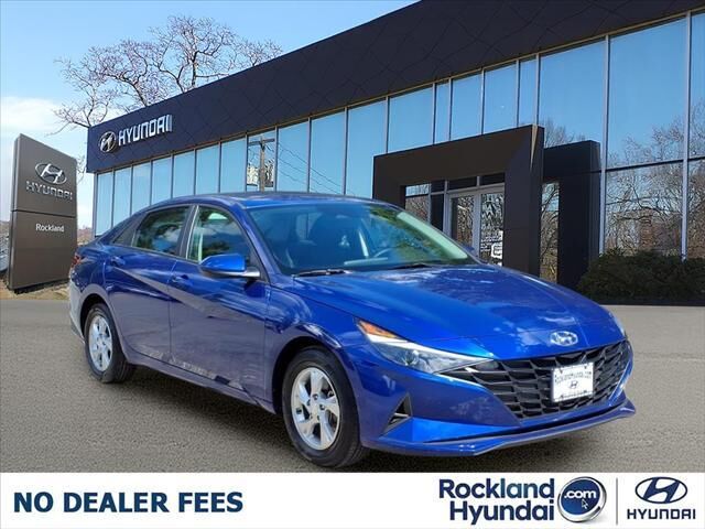 2023 Hyundai ELANTRA SE