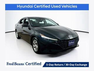 2023 Hyundai ELANTRA SE
