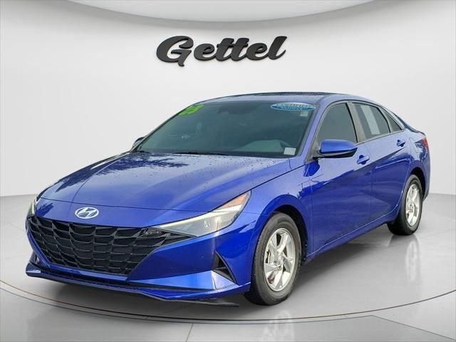 2023 Hyundai ELANTRA SE — photo 1 of 13