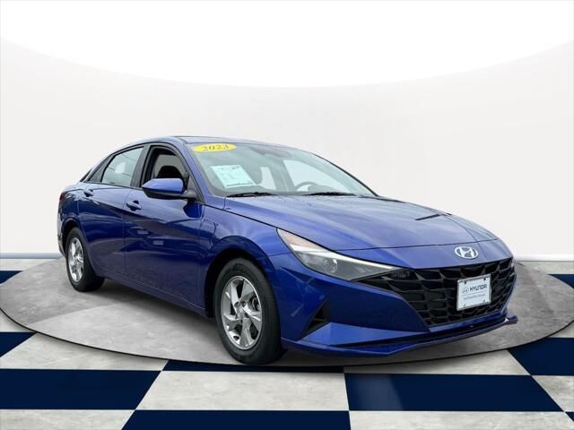 2023 Hyundai ELANTRA SE — photo 1 of 38