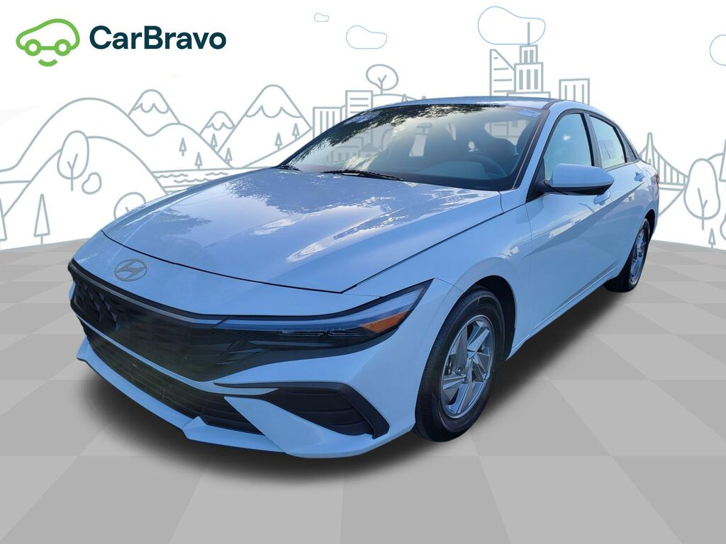 2025 Hyundai Elantra SE — photo 1 of 7