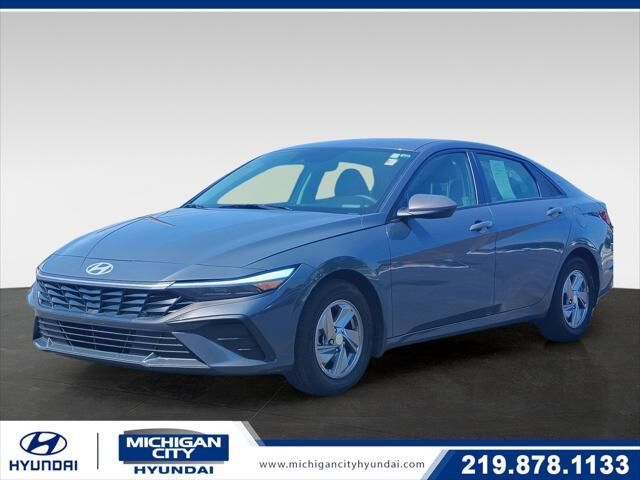 2025 Hyundai ELANTRA SE — photo 1 of 13
