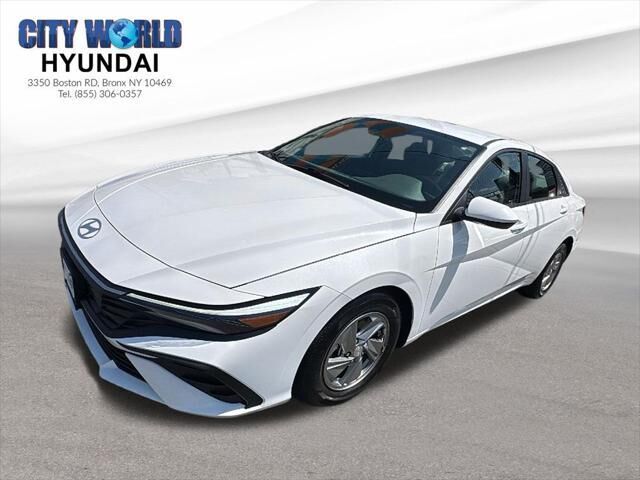 2024 Hyundai ELANTRA SE — photo 1 of 25