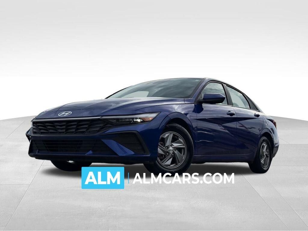 2024 Hyundai ELANTRA SE — photo 1 of 13